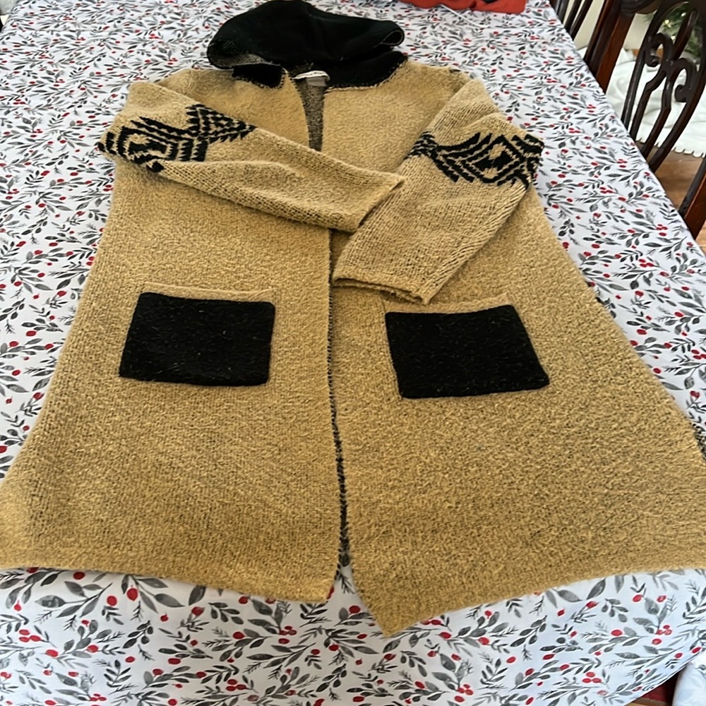 Lovely Bianca Nygard hooded sweater. Size large.